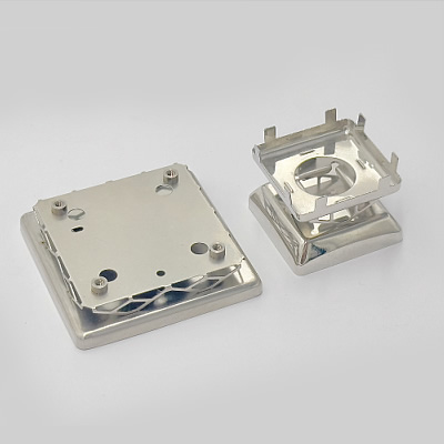 Multi material screening ensures no sand holes after stamping and polishing, and 15 stamping processes achieve integrated molding, ensuring consistent mass production accuracy and minimal assembly error control; Eliminating micro unevenness through polishing, achieving seamless connection through laser welding, and precise time control through chrome plating, thus passing customer level testing.