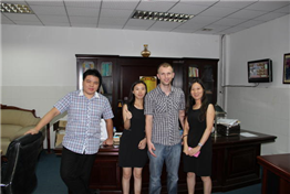 波兰客户2024年6月11日来访孛斯五金